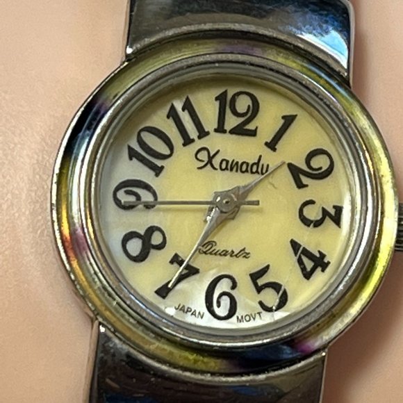 Xanadu Abalone Multicolored Shell and Goldtone Bangle Hinged Quartz Watch Japan main image 4